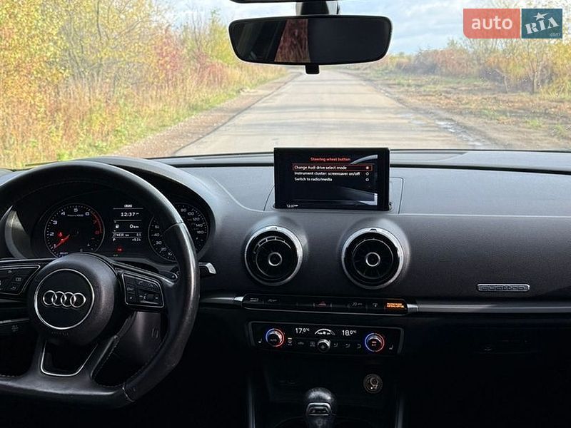 Седан Audi A3 2017 в Львове
