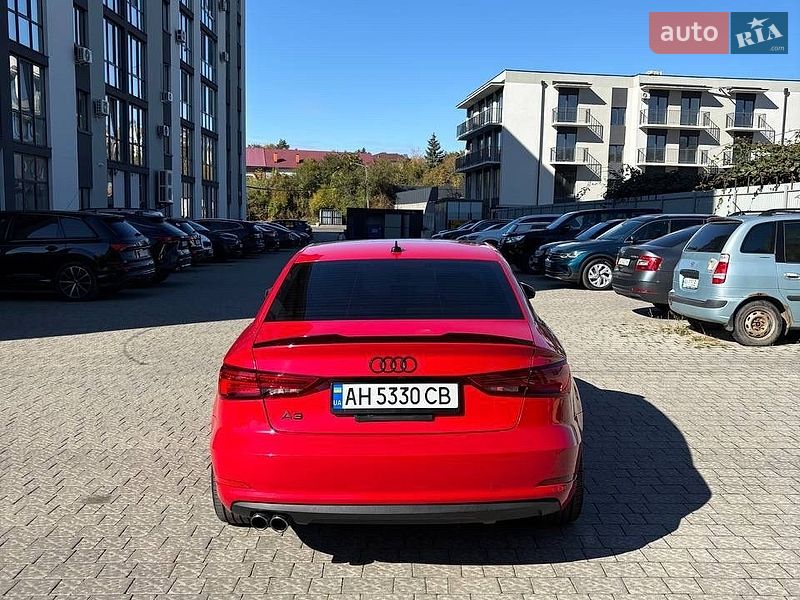 Седан Audi A3 2017 в Ужгороді