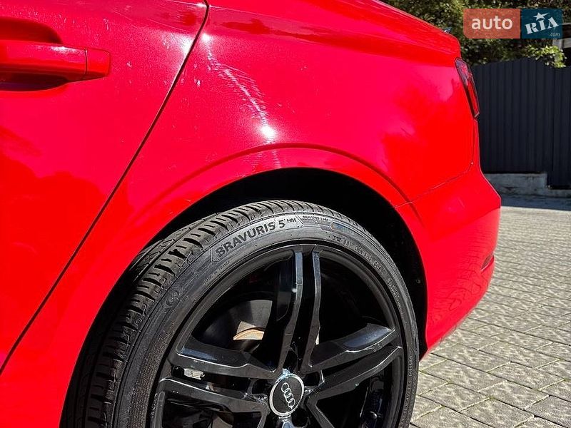 Седан Audi A3 2017 в Ужгороді