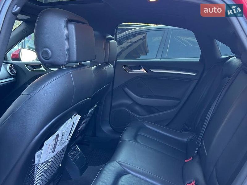 Седан Audi A3 2017 в Ужгороді