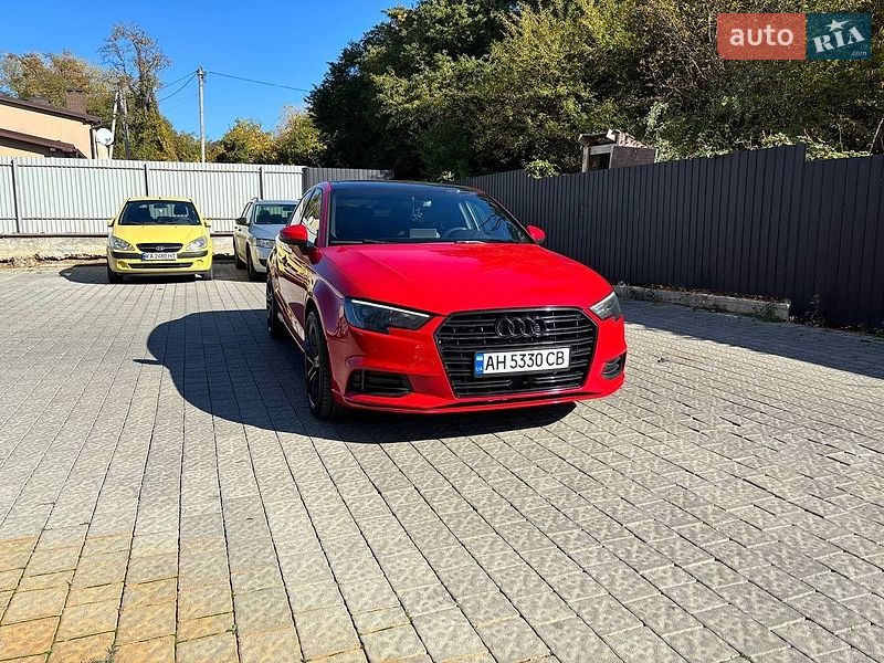 Седан Audi A3 2017 в Ужгороді