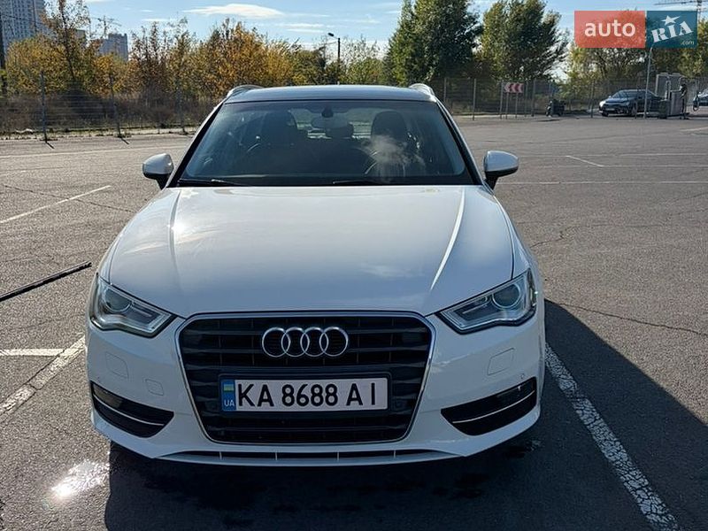 Хэтчбек Audi A3 2014 в Киеве