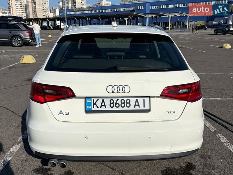 Хэтчбек Audi A3 2014 в Киеве