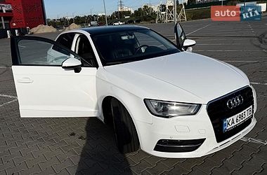 Хэтчбек Audi A3 2015 в Киеве