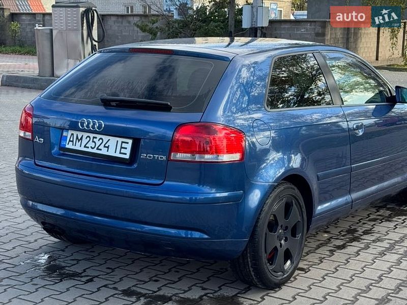 Хэтчбек Audi A3 2004 в Коростене
