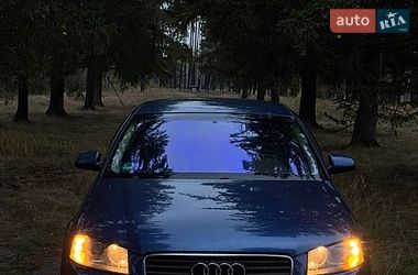 Хэтчбек Audi A3 2004 в Коростене
