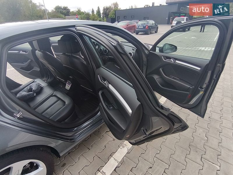 Седан Audi A3 2017 в Тарутиному