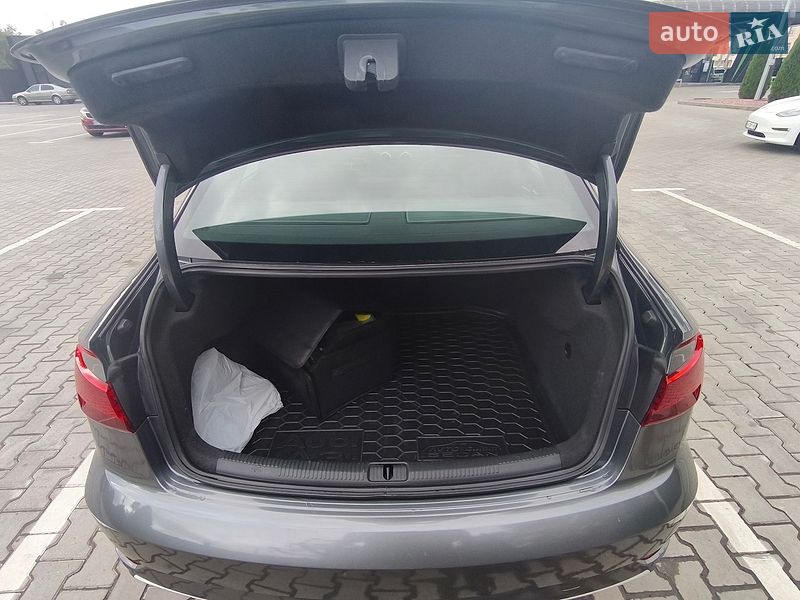 Седан Audi A3 2017 в Тарутиному