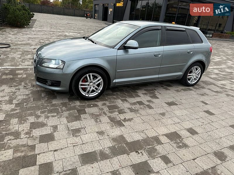 Хетчбек Audi A3 2009 в Кам'янці-Бузькій