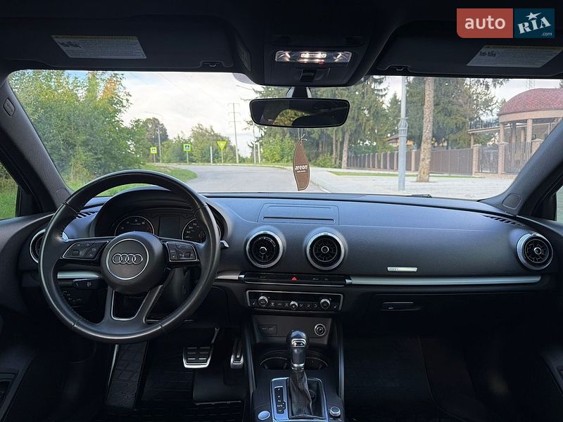 Седан Audi A3 2018 в Старокостянтинові