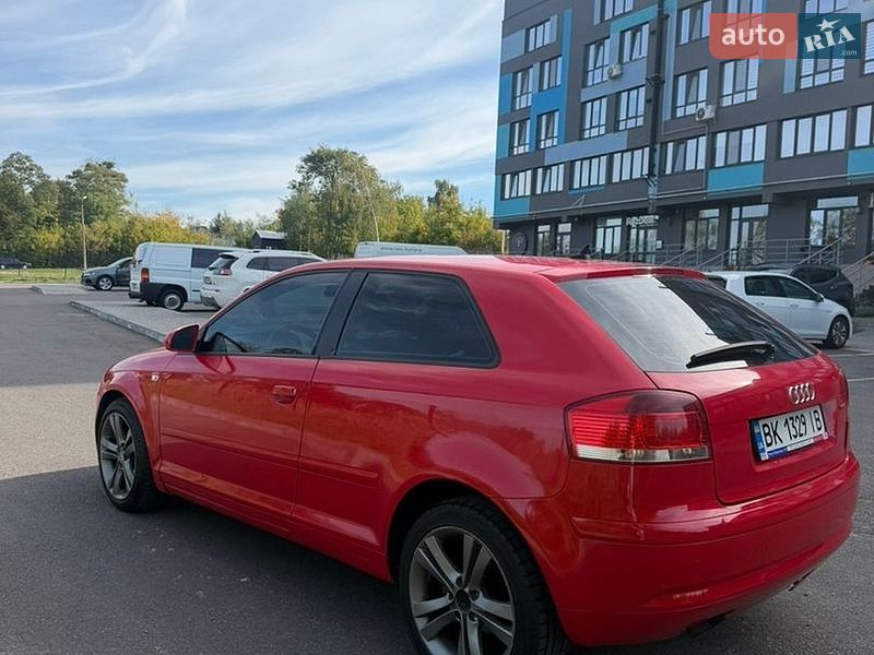 Хэтчбек Audi A3 2004 в Ровно