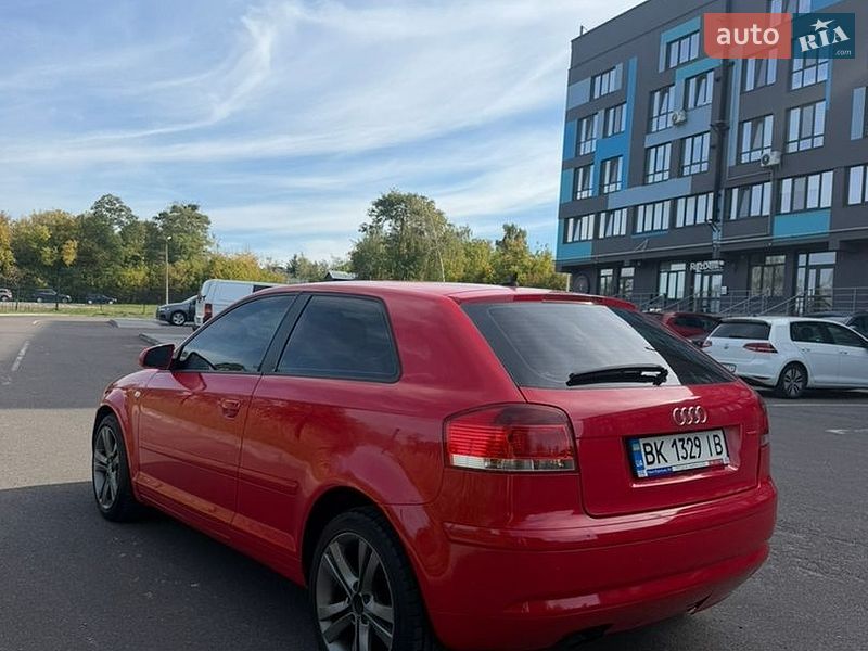 Хэтчбек Audi A3 2004 в Ровно