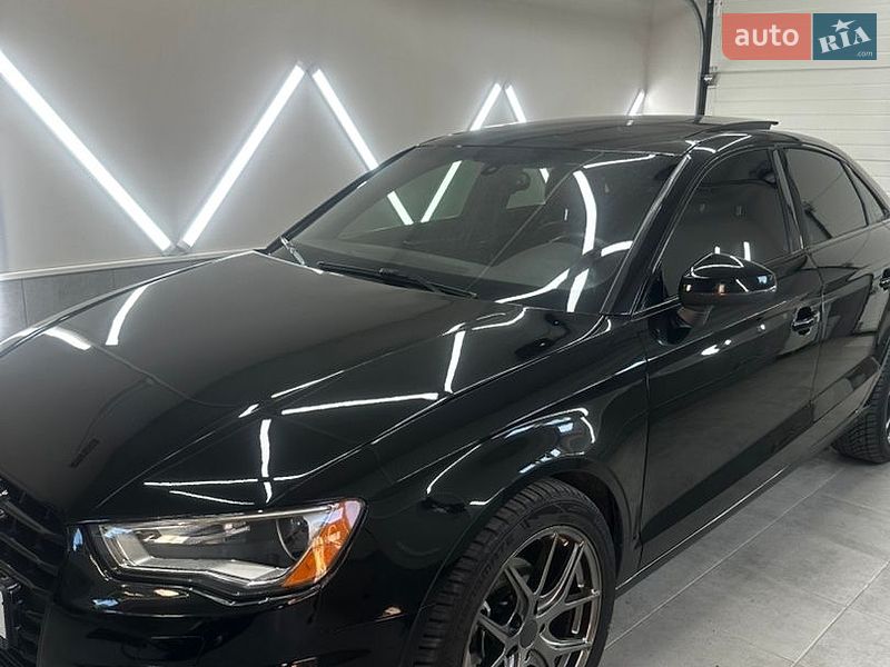Седан Audi A3 2014 в Кропивницком