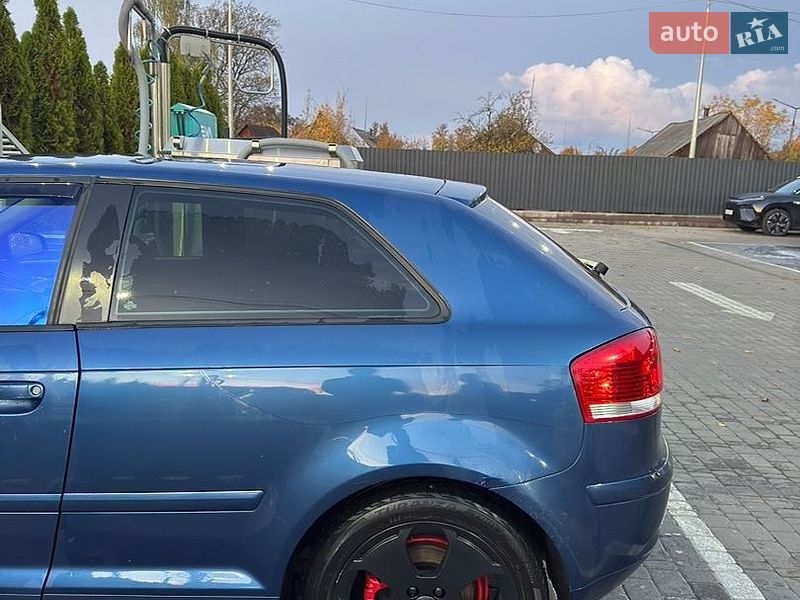 Хэтчбек Audi A3 2004 в Коростене