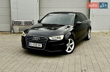 Седан Audi A3 2014 в Тернополі