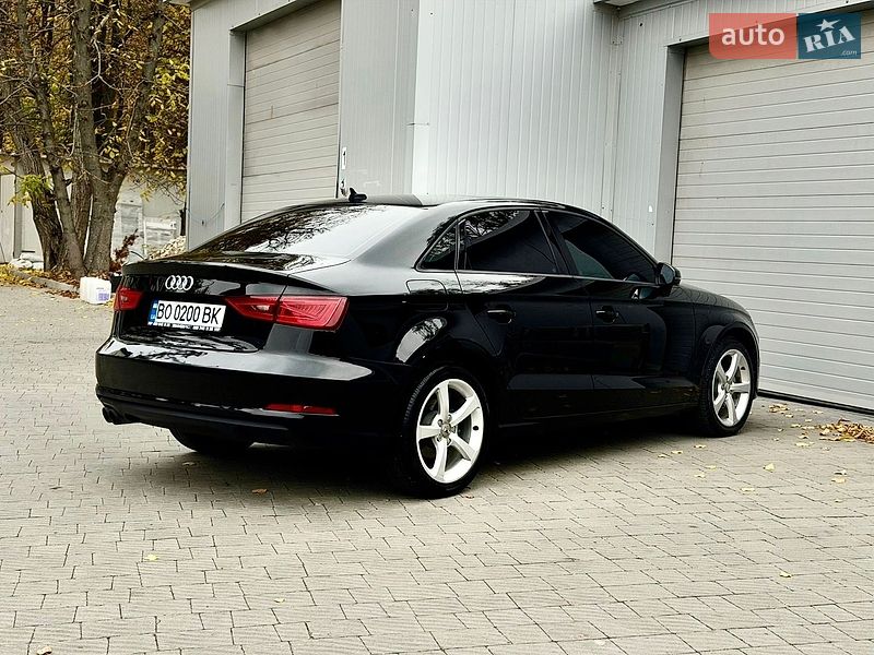 Седан Audi A3 2014 в Тернополі