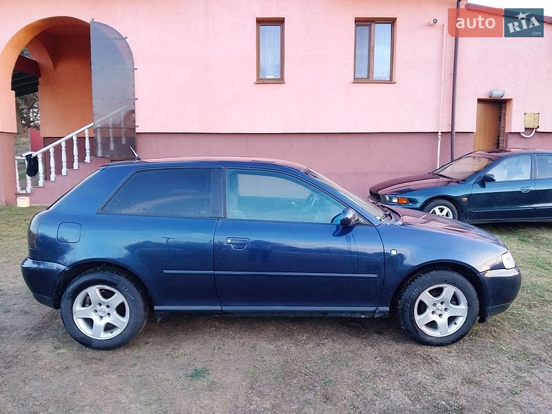 Хетчбек Audi A3 1997 в Мостиській