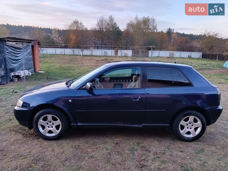 Хетчбек Audi A3 1997 в Мостиській