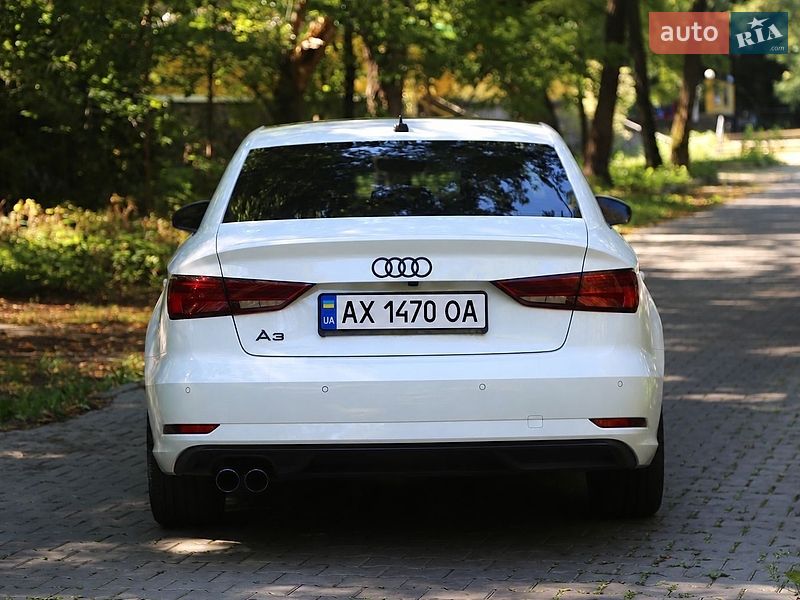 Седан Audi A3 2019 в Житомирі