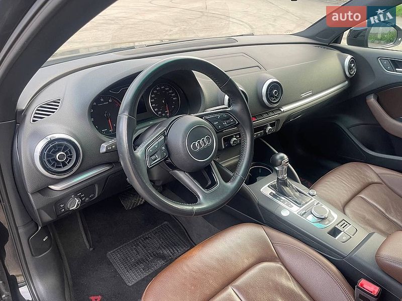 Седан Audi A3 2020 в Киеве
