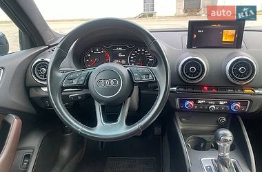 Седан Audi A3 2020 в Киеве