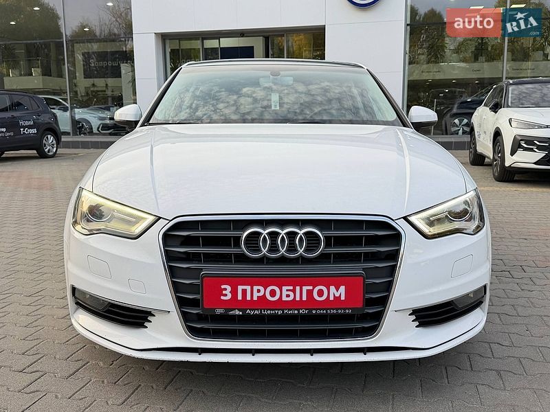Седан Audi A3 2015 в Житомире