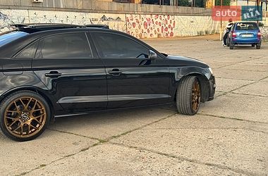 Седан Audi A3 2017 в Запоріжжі