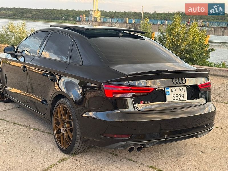 Седан Audi A3 2017 в Запоріжжі