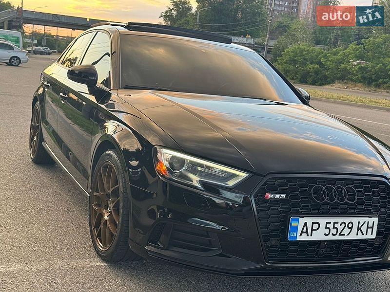 Седан Audi A3 2017 в Запоріжжі