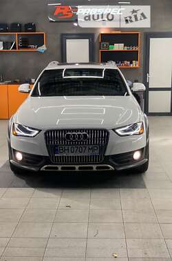 Audi A4 Allroad 2015