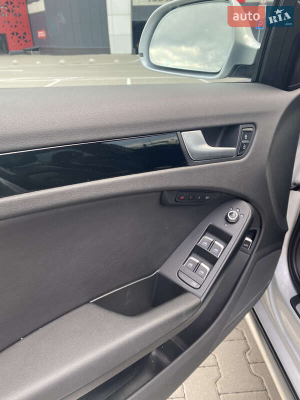 Универсал Audi A4 Allroad 2013 в Киеве