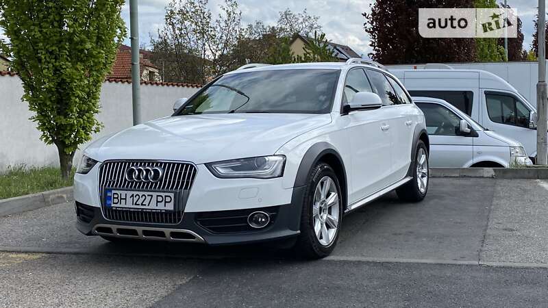 Audi A4 Allroad 2012