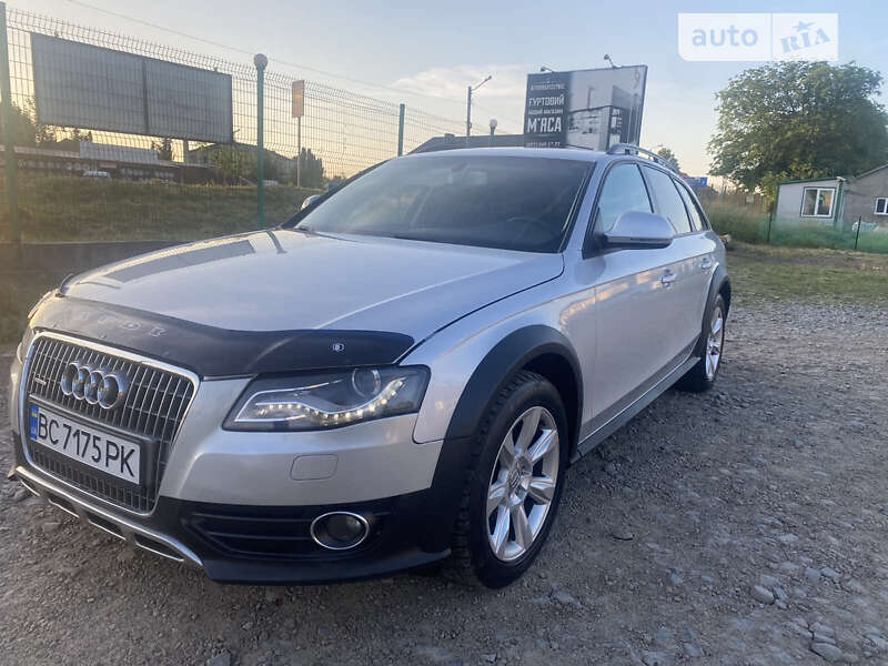 Audi A4 Allroad 2011