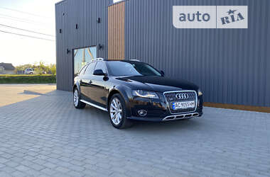 Audi A4 Allroad 2011