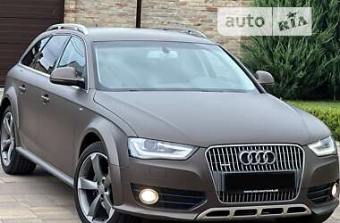 Audi A4 Allroad 2016