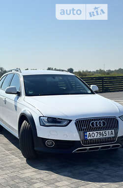 Універсал Audi A4 Allroad 2012 в Мукачевому