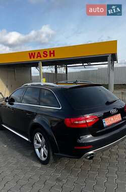 Универсал Audi A4 Allroad 2012 в 