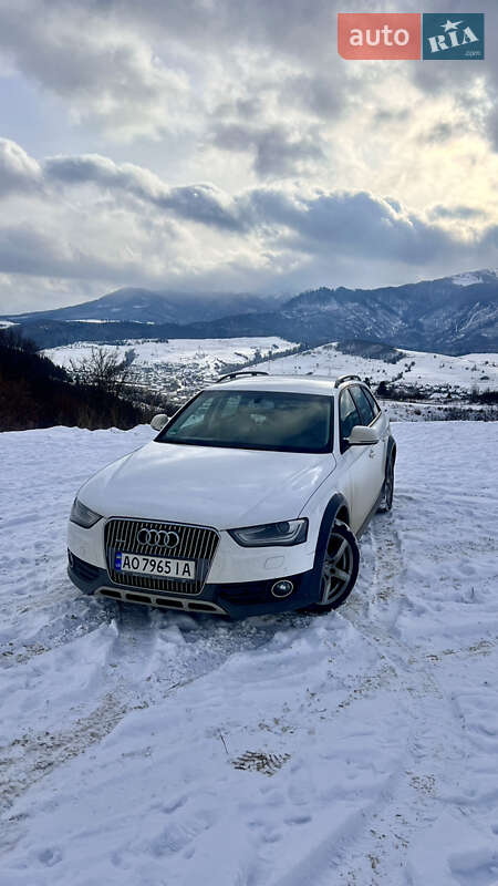 Універсал Audi A4 Allroad 2012 в Мукачевому