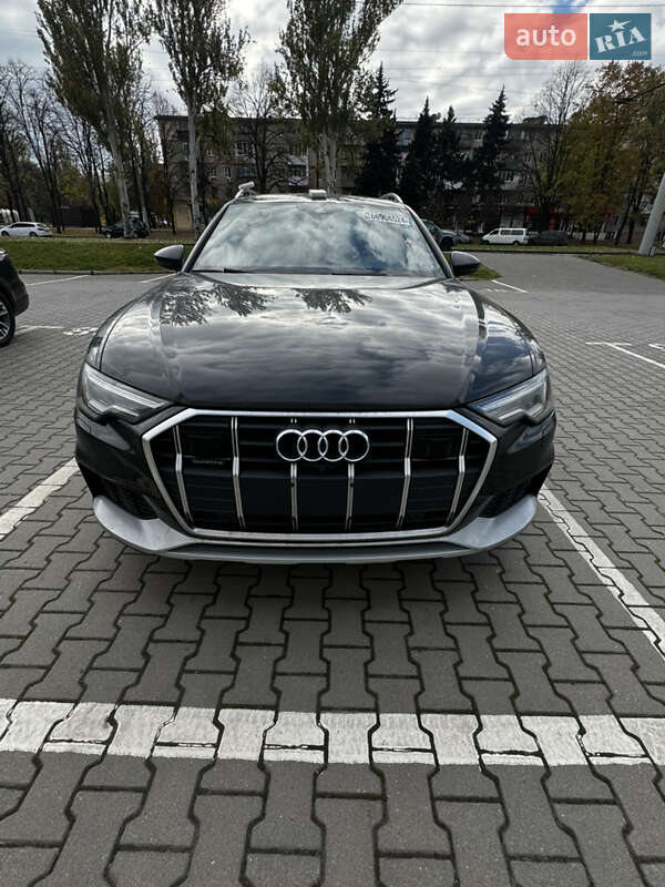 Универсал Audi A4 Allroad 2017 в Запорожье