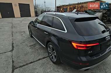 Универсал Audi A4 Allroad 2017 в 