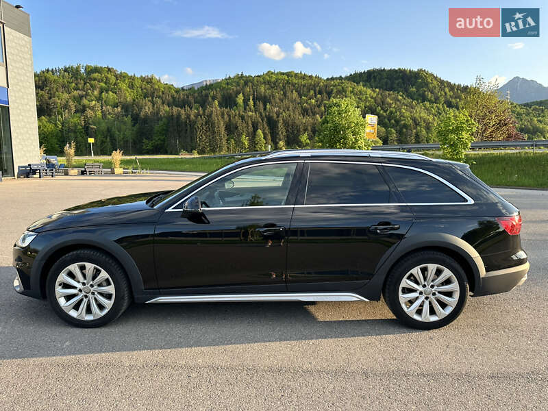 Универсал Audi A4 Allroad 2023 в Ужгороде