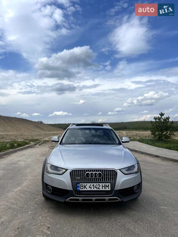 Универсал Audi A4 Allroad 2012 в 