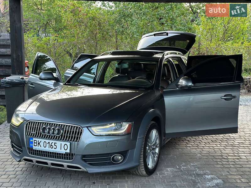 Універсал Audi A4 Allroad 2012 в Києві