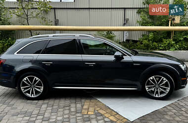 Универсал Audi A4 Allroad 2018 в 