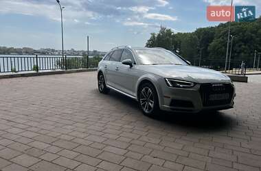 Универсал Audi A4 Allroad 2017 в 