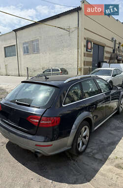 Универсал Audi A4 Allroad 2013 в 
