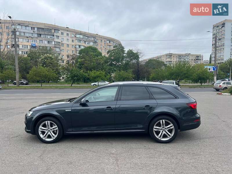 Универсал Audi A4 Allroad 2017 в Одессе