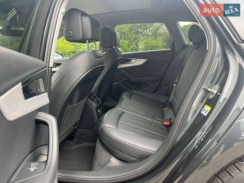 Универсал Audi A4 Allroad 2017 в Одессе