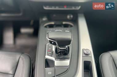 Универсал Audi A4 Allroad 2017 в 