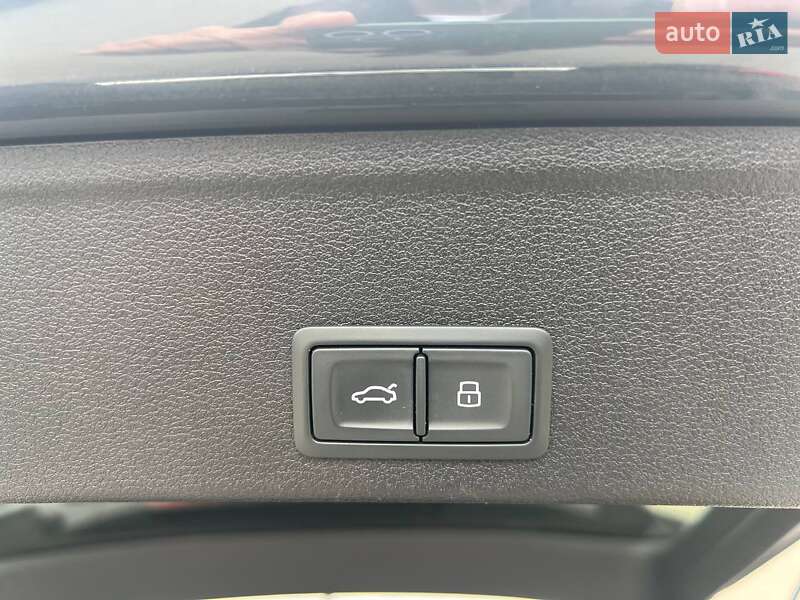 Универсал Audi A4 Allroad 2017 в Одессе
